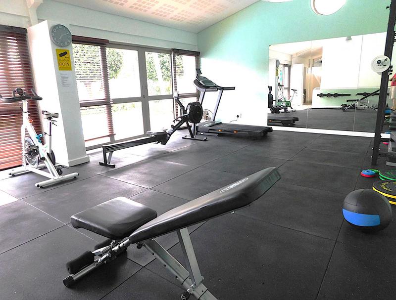 To Let 2 Bedroom Property for Rent in Strand Western Cape